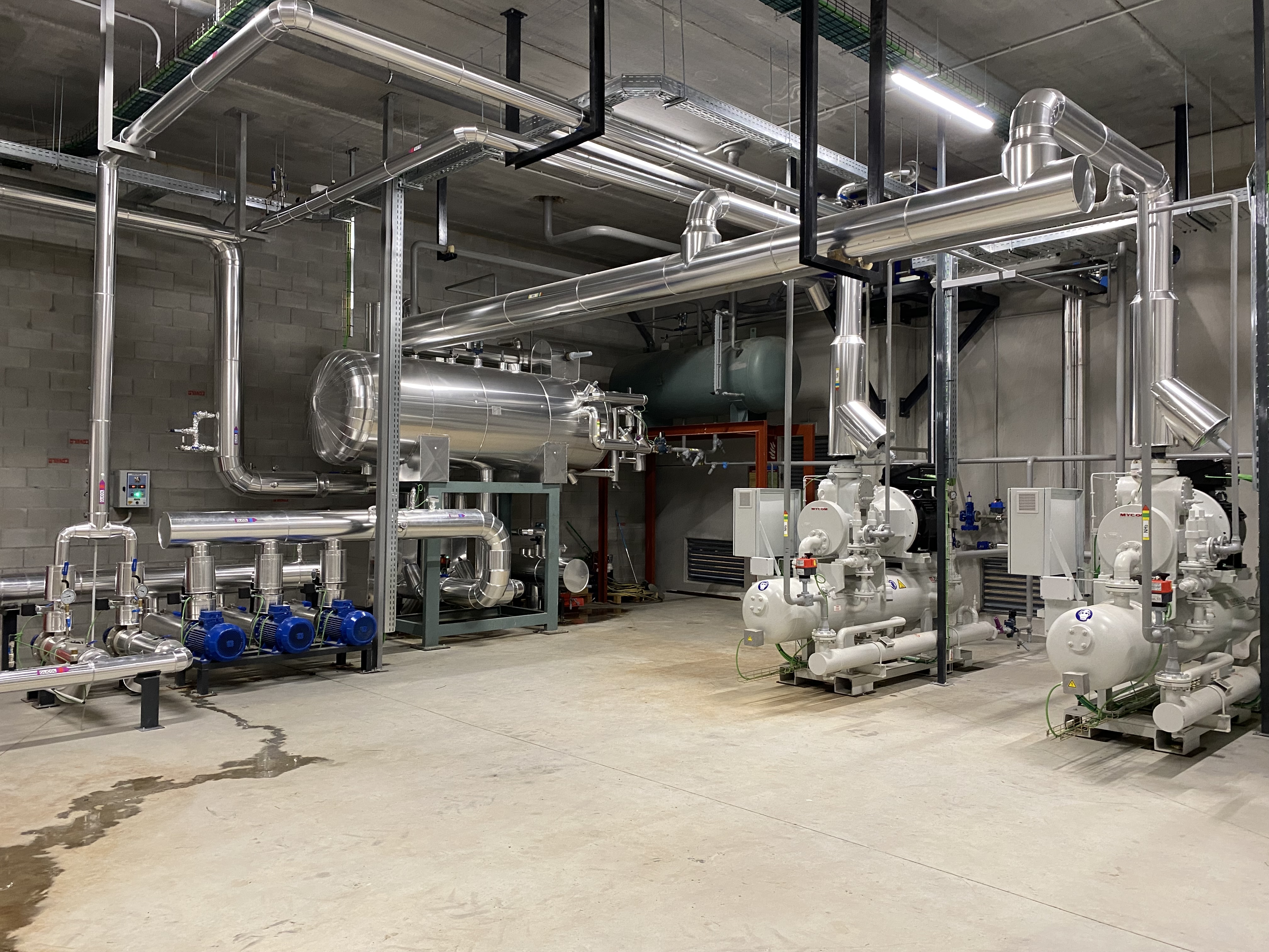 Sistema de refrigeración industrial con NH3 y CO2